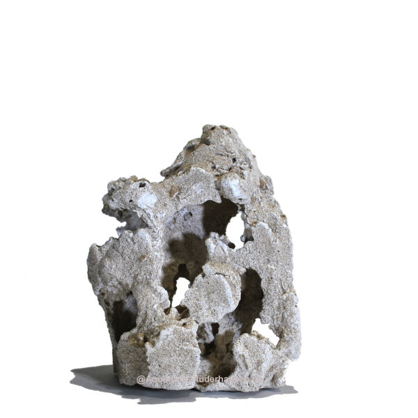 Natursteinhöhle, Größe: ca. 14x8x16 cm, beige
